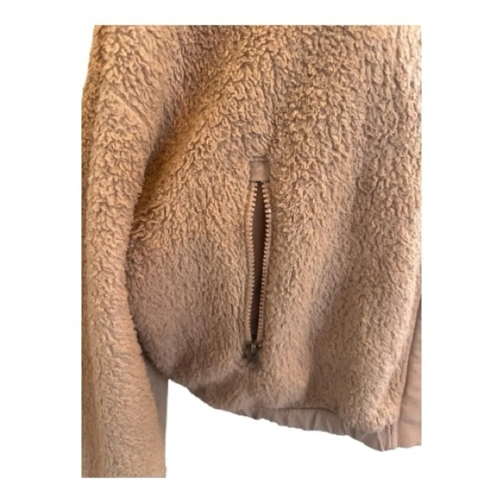 VUORI Women's Blush Pink Umber Cozy Sherpa Jacket Full Zip Teddy Size L - Picture 7 of 9